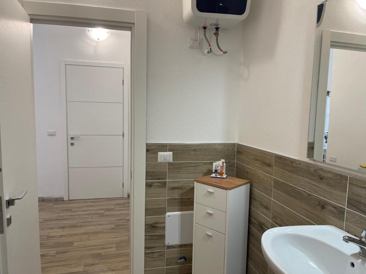 White Shell Rooms Accomodation Fast Check-In Alghero Exterior foto